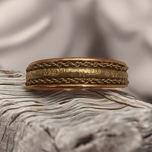 Elegant Gold-Tone Textured Bangle
